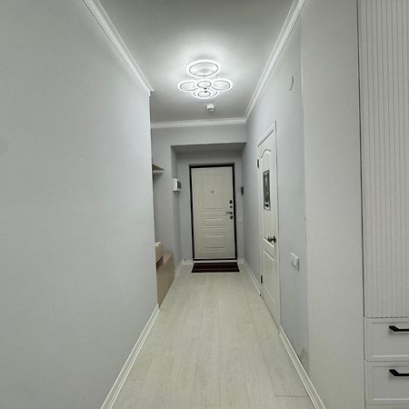 Двухкомнатная Квартира В Жк Арбат Almatý Exterior foto